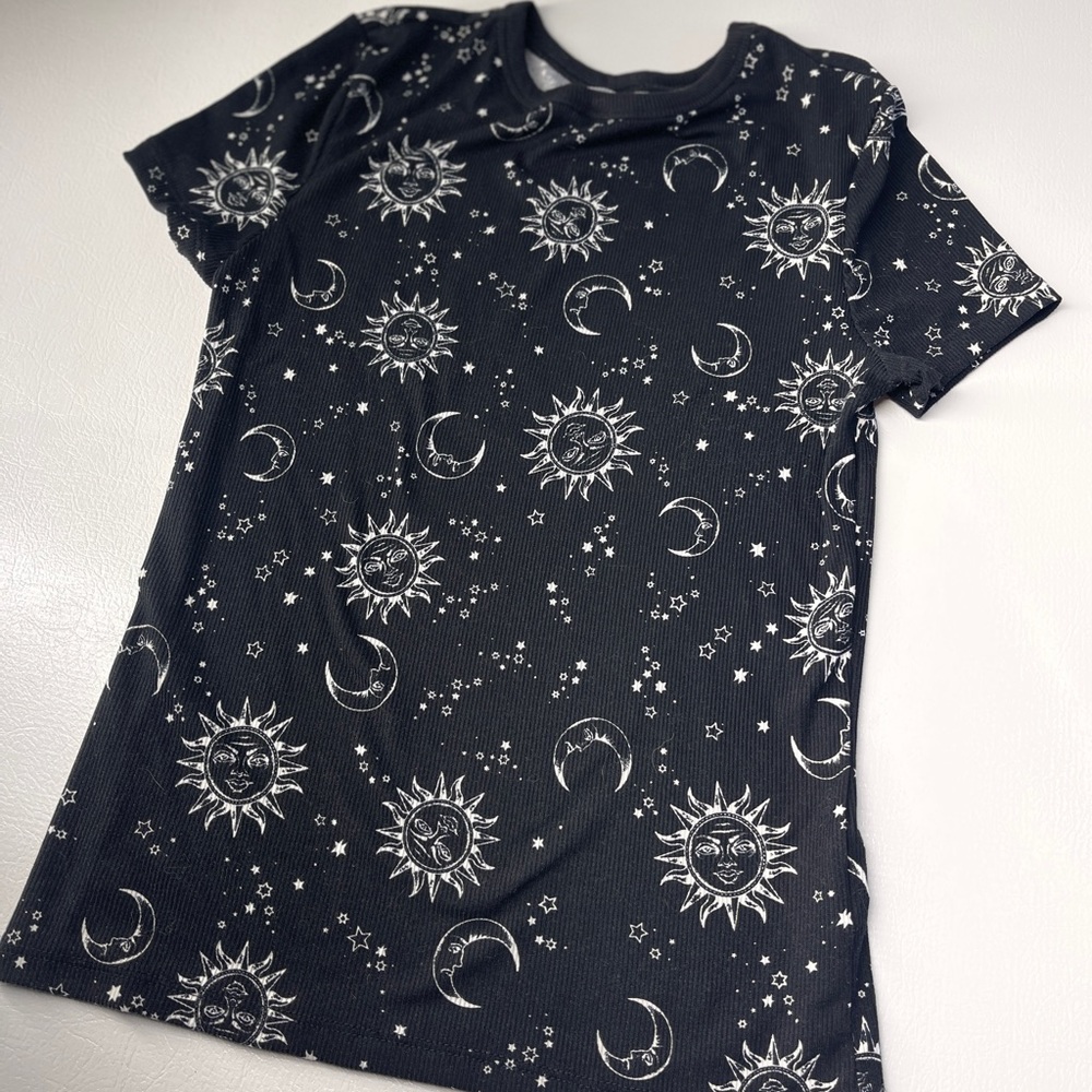 No Boundaries juniors top